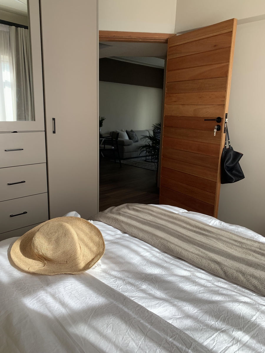 To Let 3 Bedroom Property for Rent in Sea Point Western Cape